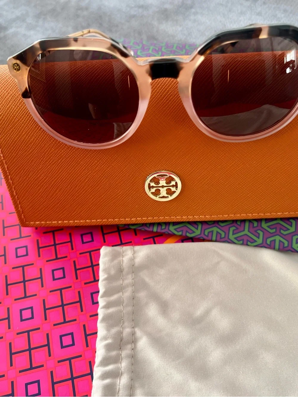 Tory Burch Classic Round/Cat-Eye Hybrid Style Sunglasses